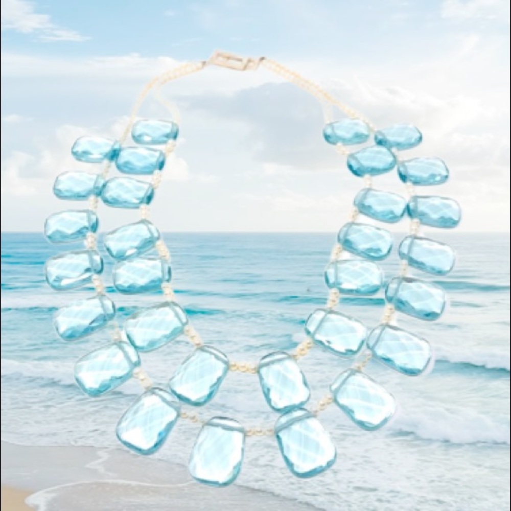Blue crystals, cultured pearl statement with sterling silver clap necklace - Picture 6 of 8
